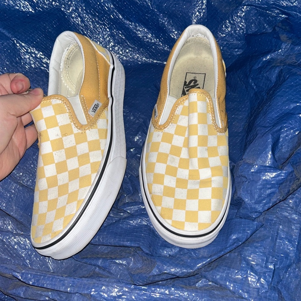 yellow checkered vans women size 8